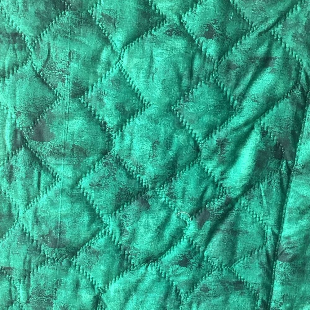 NWT Hand Crafted Colors of Green Quilt - Picture 11 of 12